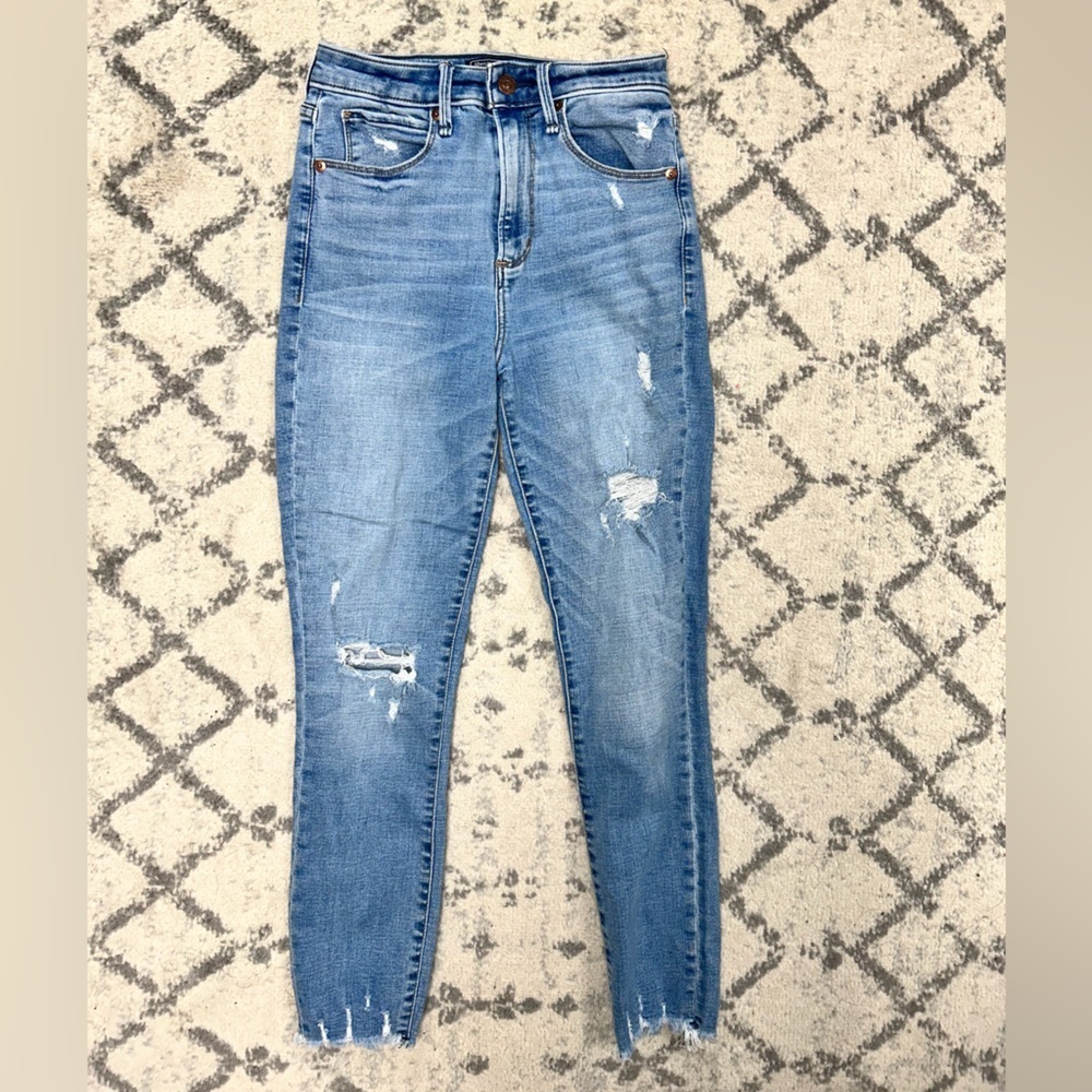 Abercrombie & Fitch High Rise Super Skinny Ankle Jean Womens size 2 26